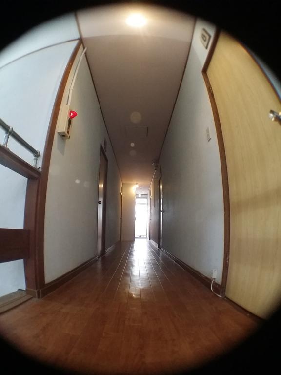Guesthouse Base Okinawa Naha Buitenkant foto